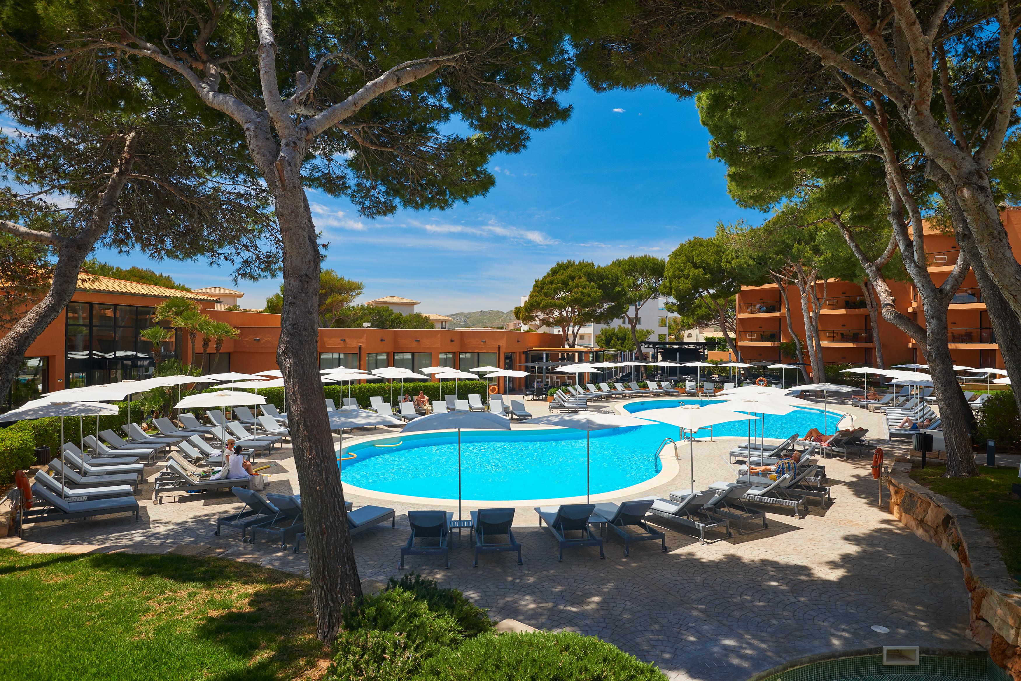 Protur Turo Pins 4* Sup Hotel Cala Ratjada Kültér fotó